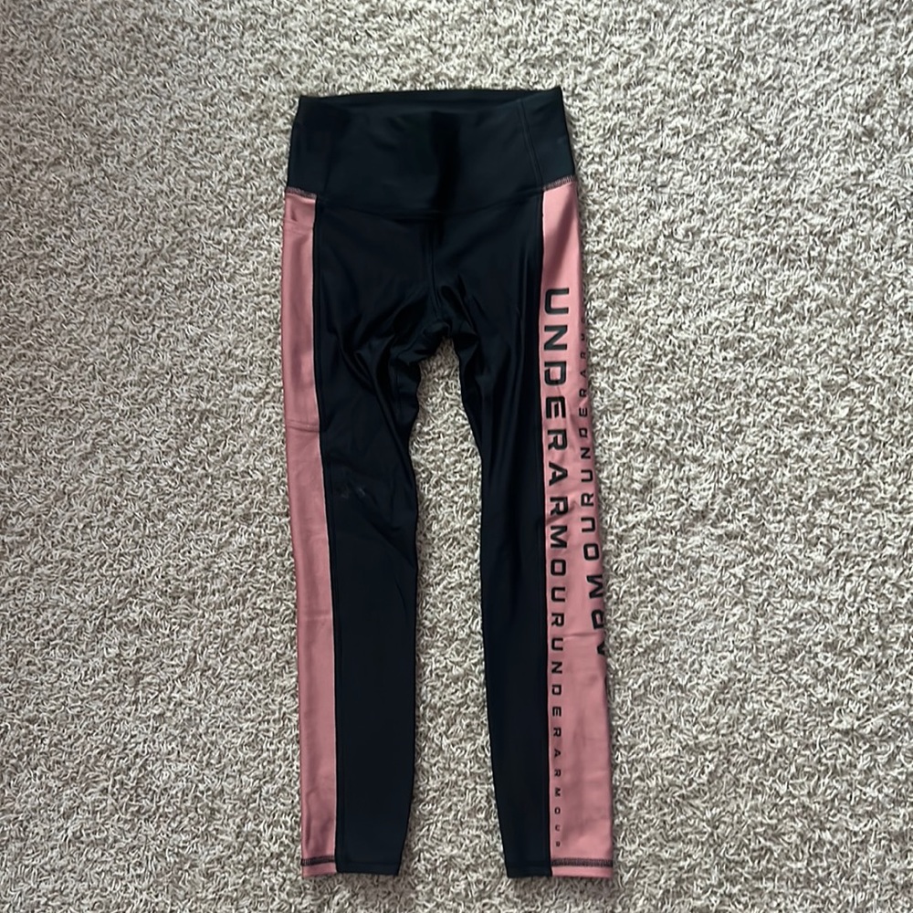 Under Armour Women’s XS Black and Pink Leggings